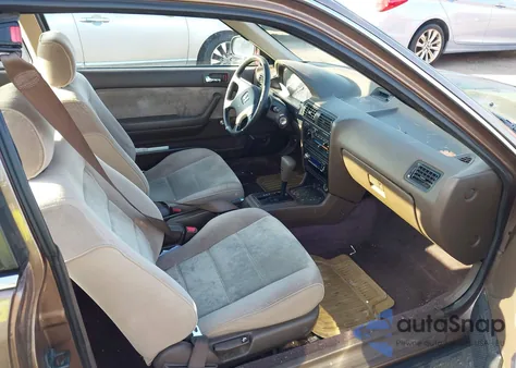 1991 Honda Accord Dx/Lx z USA, uszkodzony, nr VIN 1HGCB7249MA052910